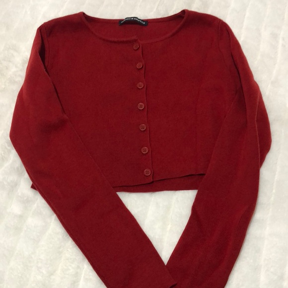 Brandy Melville Tops - athelia knit